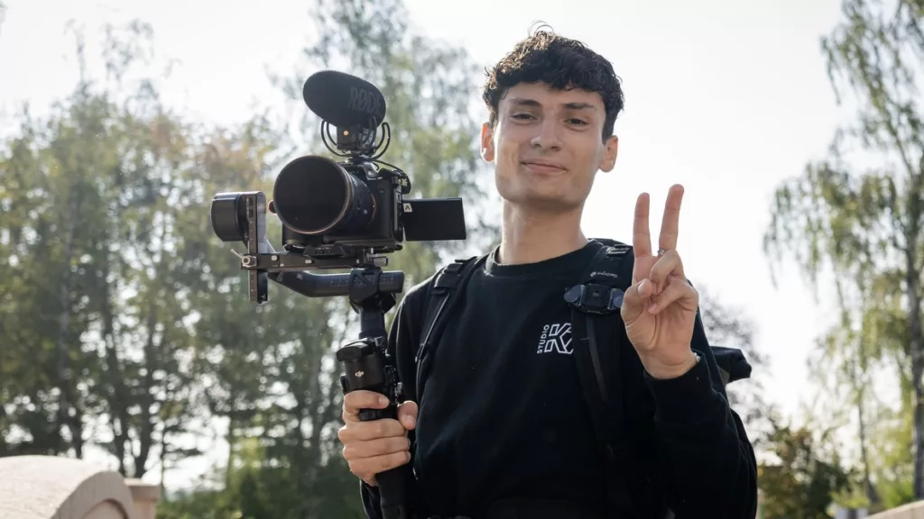 11dc30a1 9460 4c2d bac0 65af58c065fc 1 105 c