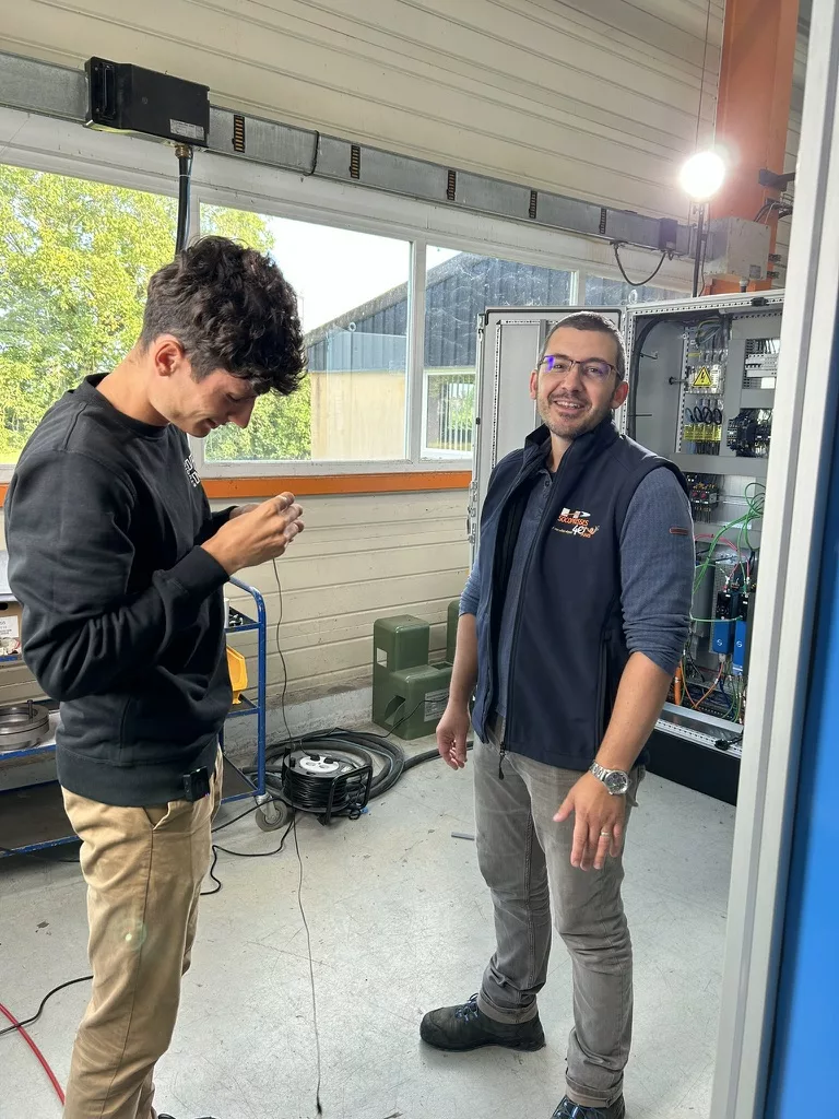 E756d46b 7aa4 4b43 a59d dd04f4585df7 1 105 c