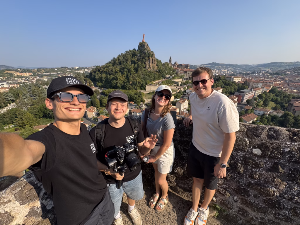 L’équipe de Studio K7 et les équipes eborn sur le tournage du film de marque